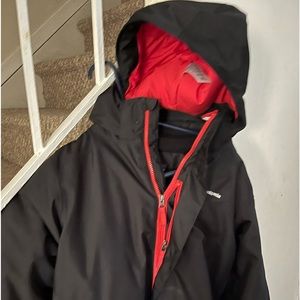 Boys Patagonia winter jacket. Size XL (14). In perfect condition. Hardly worn.